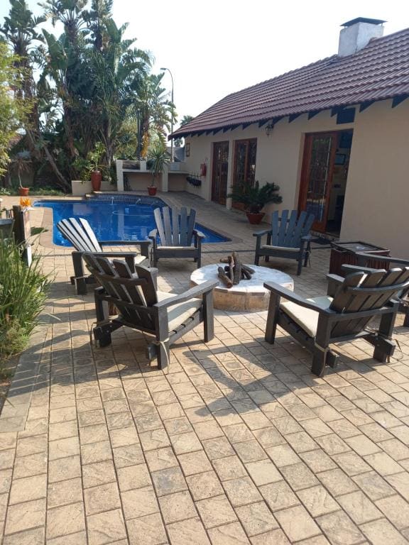 Journey's Inn Africa Guest Lodge - View 3