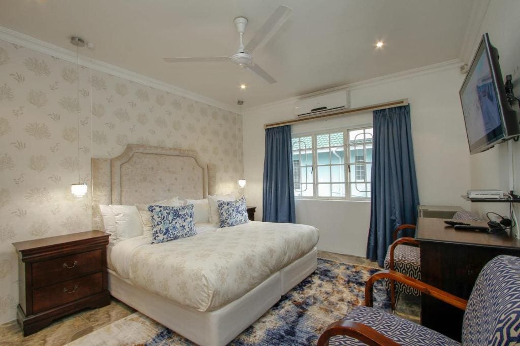 Blue Waves Lodge - View 7