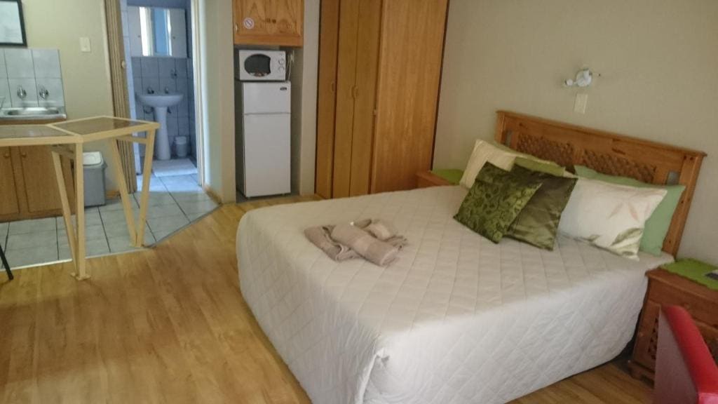 Ladybrand Guest House - View 4