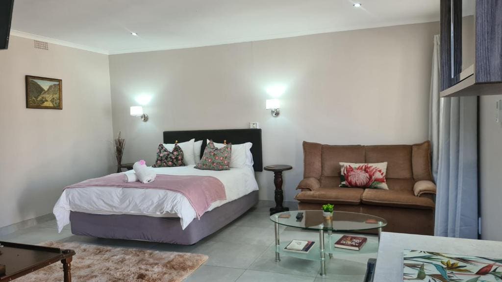 Luneburgh Cottages - View 7