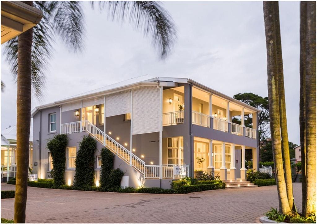 Luxe Avondale Boutique Hotel - View 5