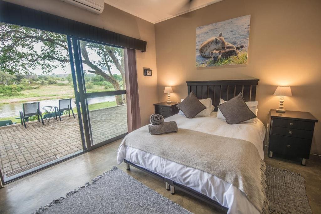 Maninghi Lodge - View 2
