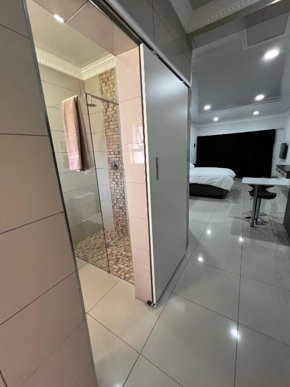 Oasis Lux Apartments - View 4
