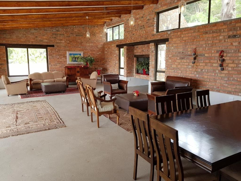 Oudekloof Wine Estate - View 3
