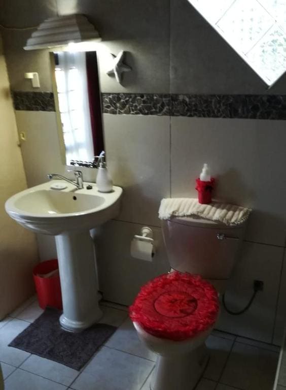 Reemaros Guest House - View 5