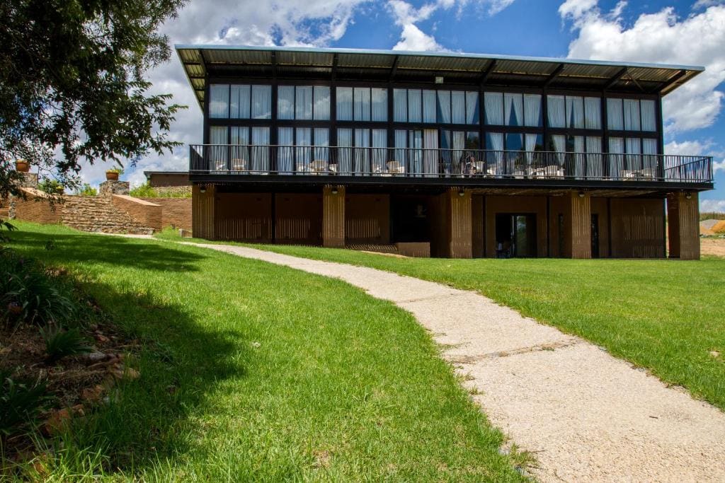 Riverstone Lodge - Main view