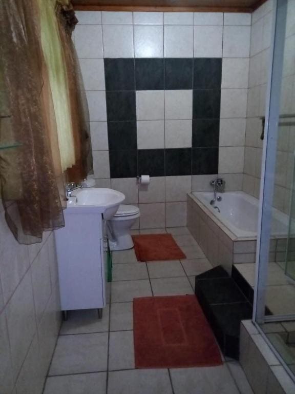 Rustenburg Guesthouse - View 7