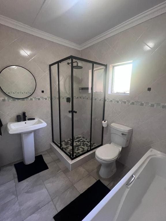 Seasons Inn Self-catering guesthouse - View 6