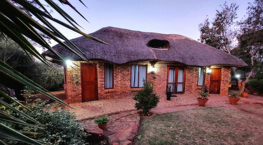 Shamba Yetu Mountain Lodge - Main view