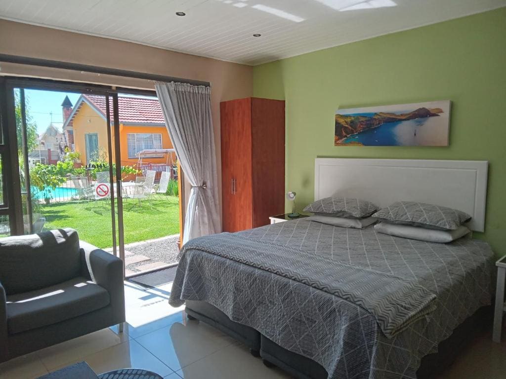 SONHOS dreams Self catering Garden Cottages - View 2
