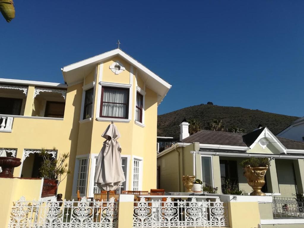 Stadium Guest House - Main view