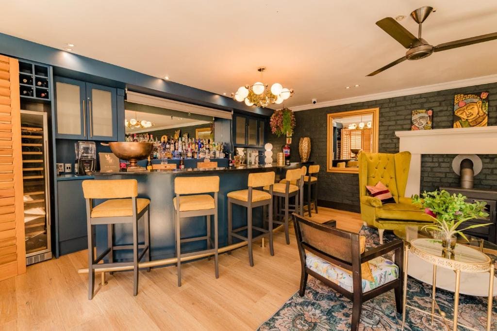 SW1 Lodge - View 4