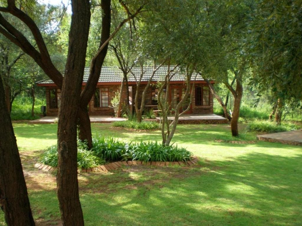 Tapologo Lodge - Main view