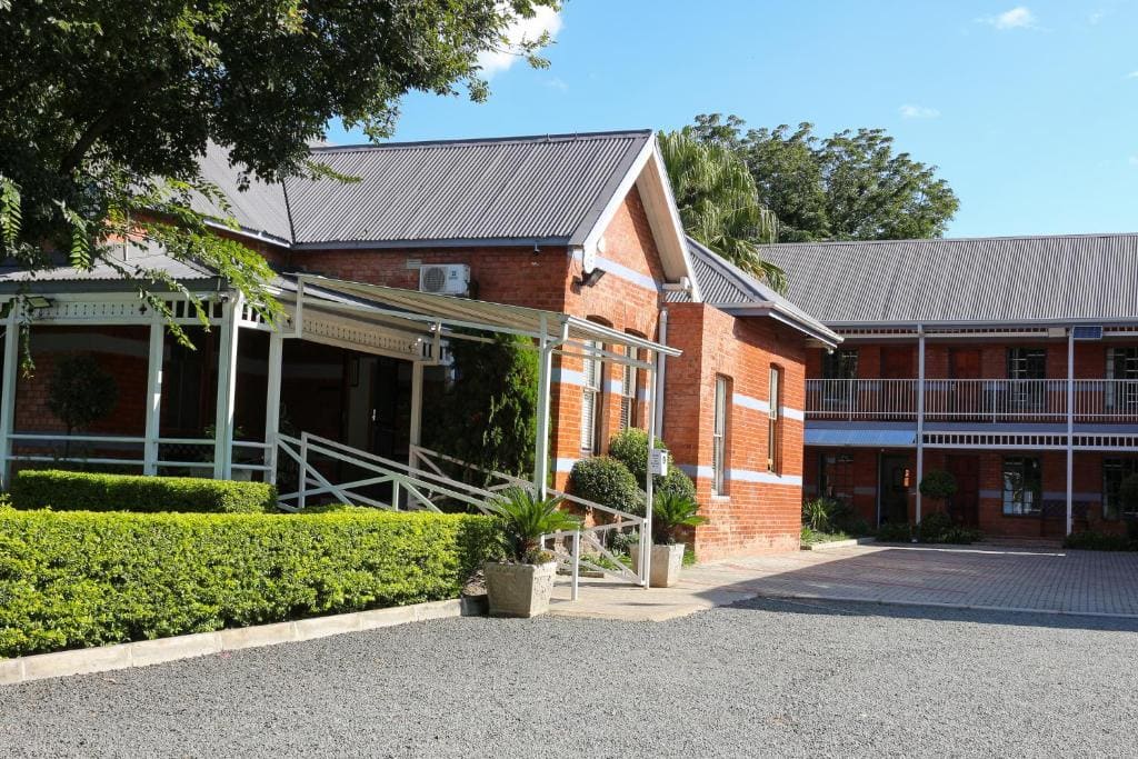 The Cannon Lodge - Main view