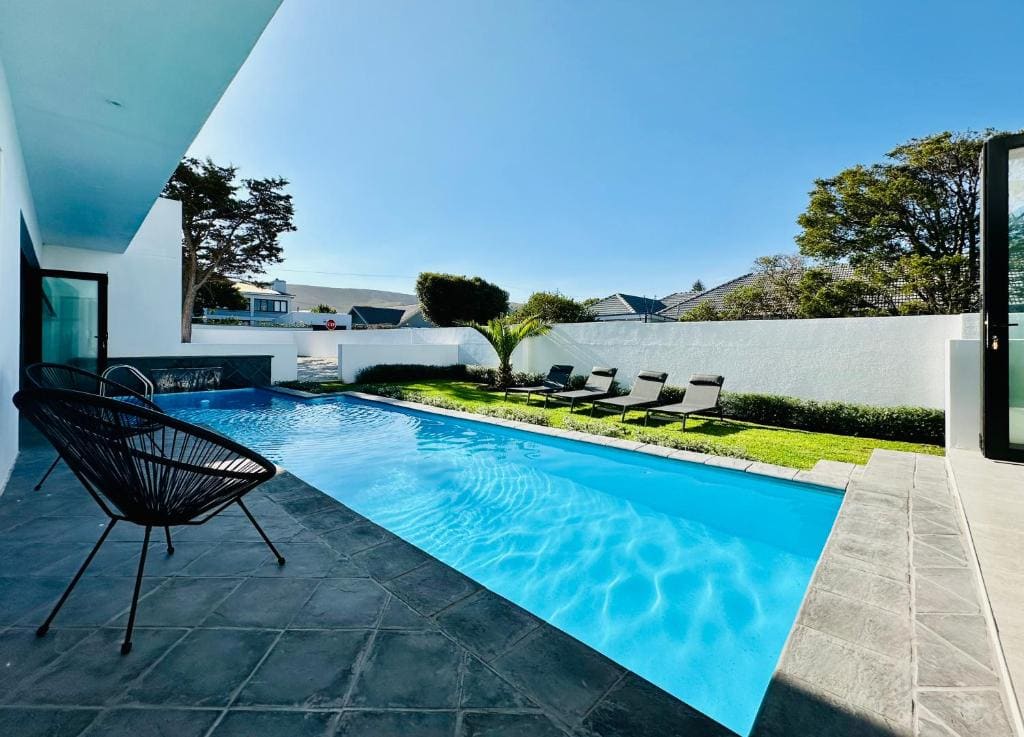 The Cliff Villa Boutique Guesthouse - View 5