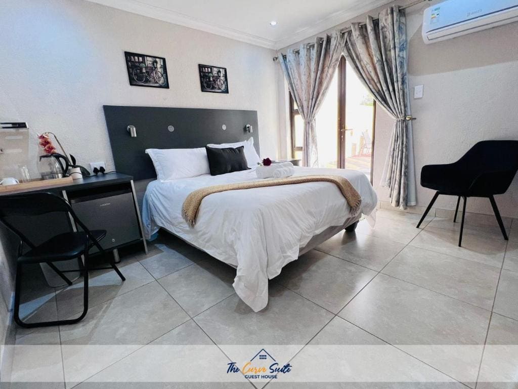 The Curve Suite Guest House - View 2