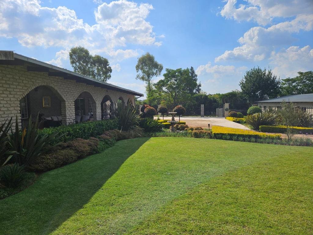 Zacks Country Stay - View 4