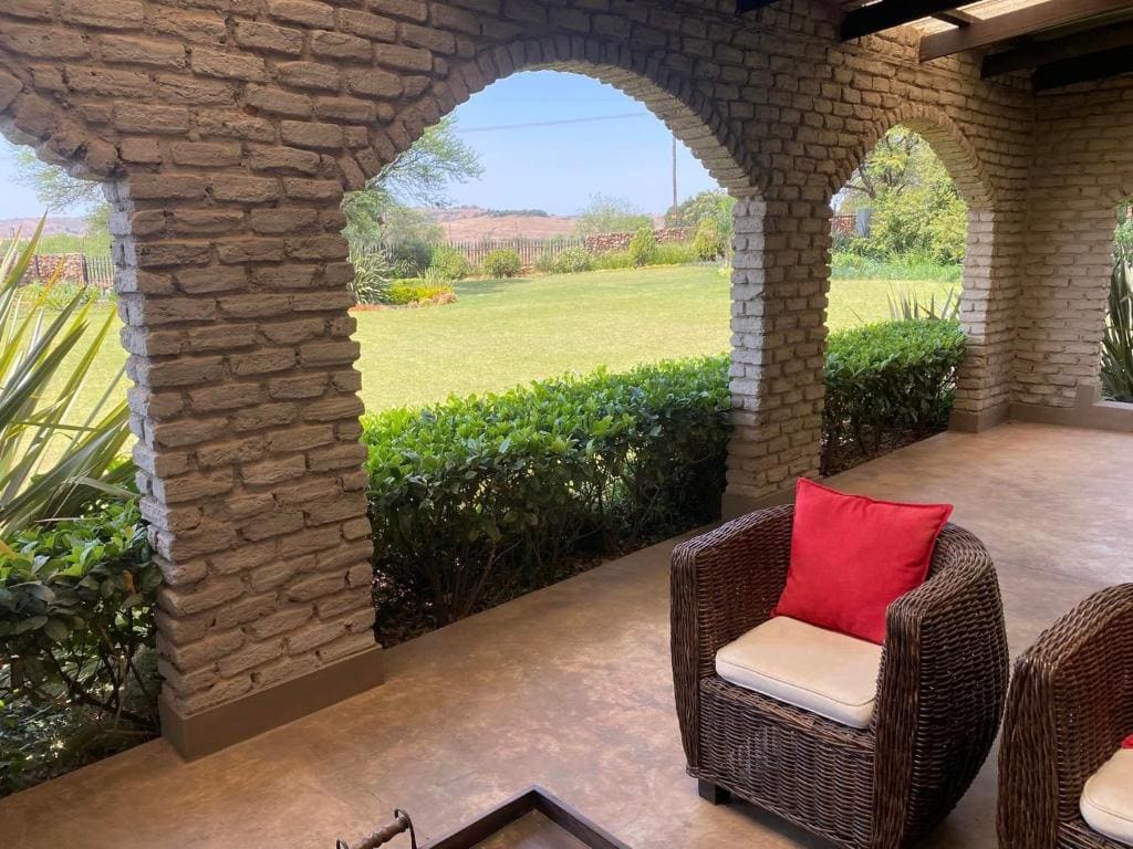 Zacks Country Stay - View 5