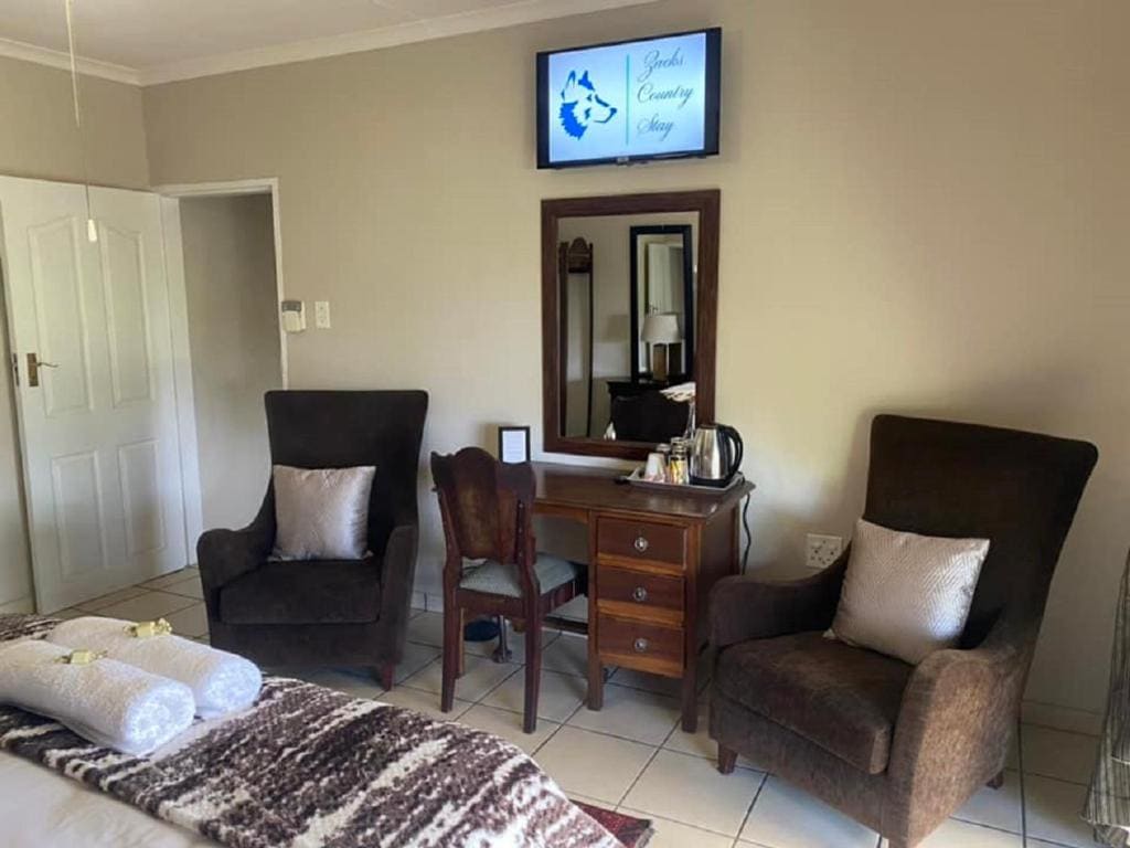 Zacks Country Stay - View 7