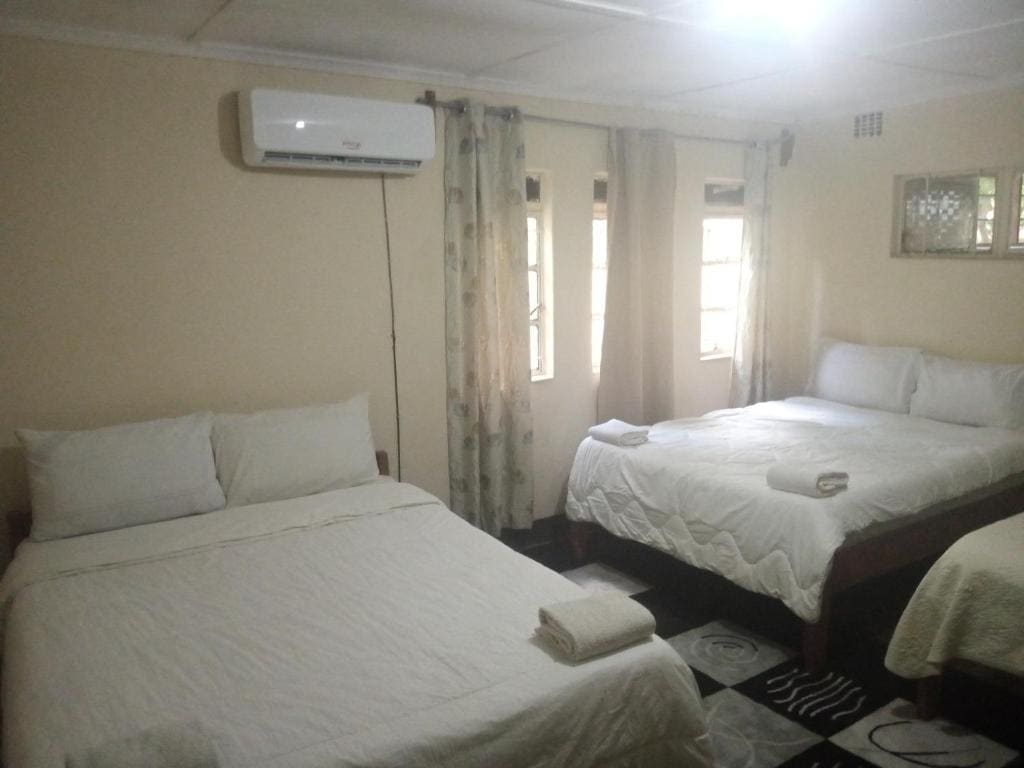 Blue Waxbill Lodge - View 2
