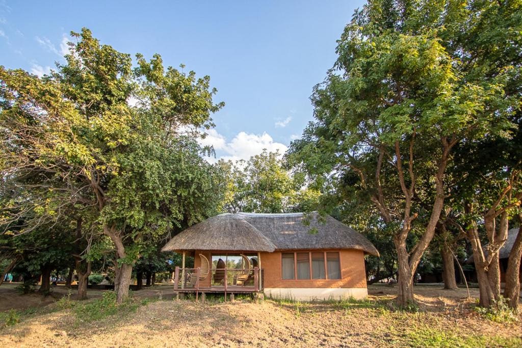Mopani Safari Lodge - Main view