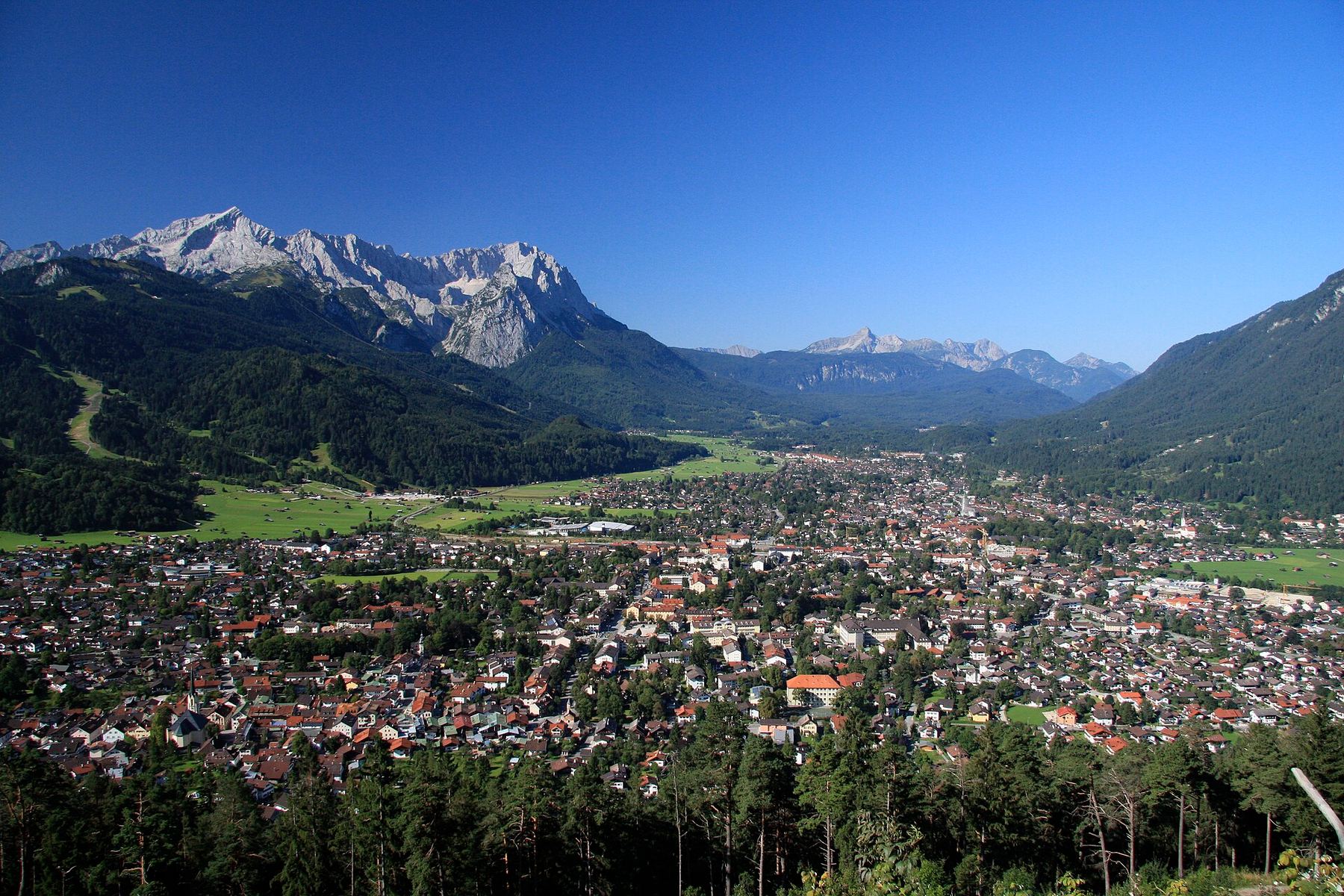 Uma vista de Garmisch-Partenkirchen