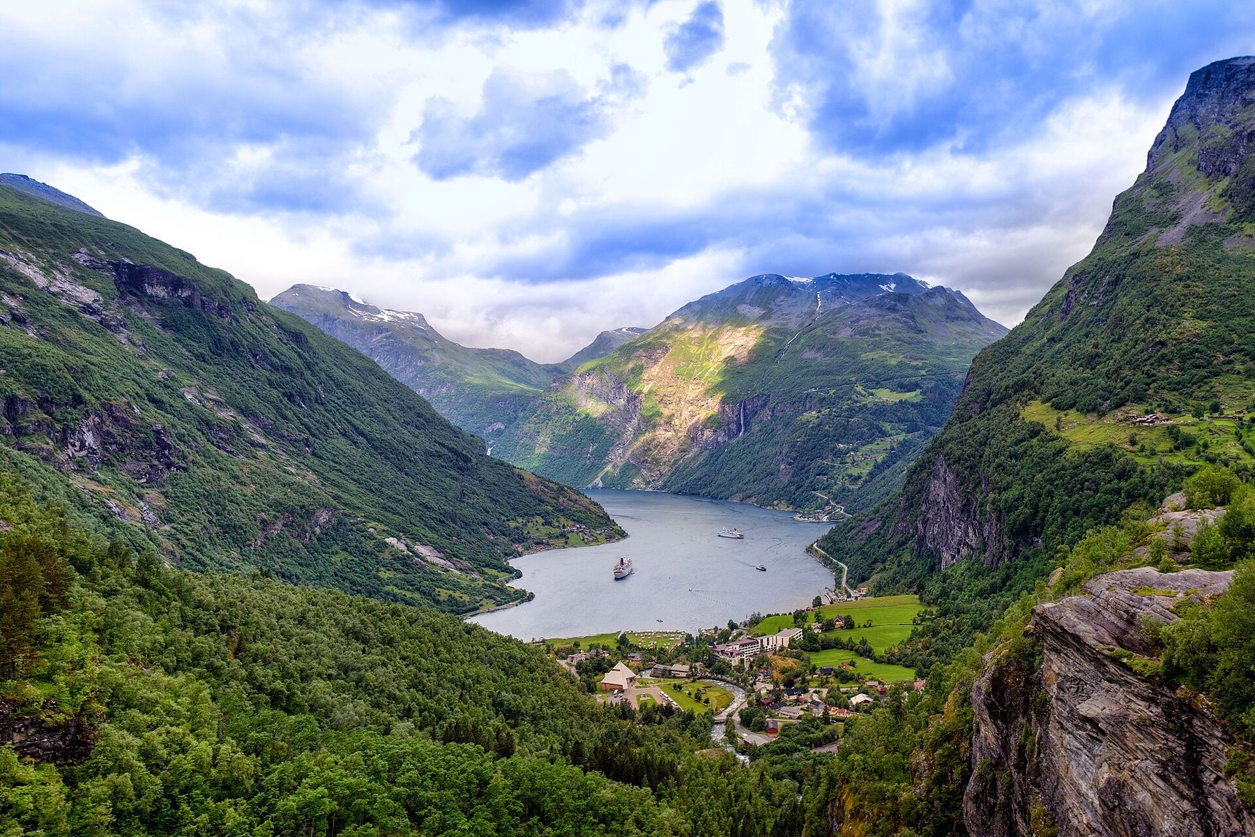 Вид: Geirangerfjord