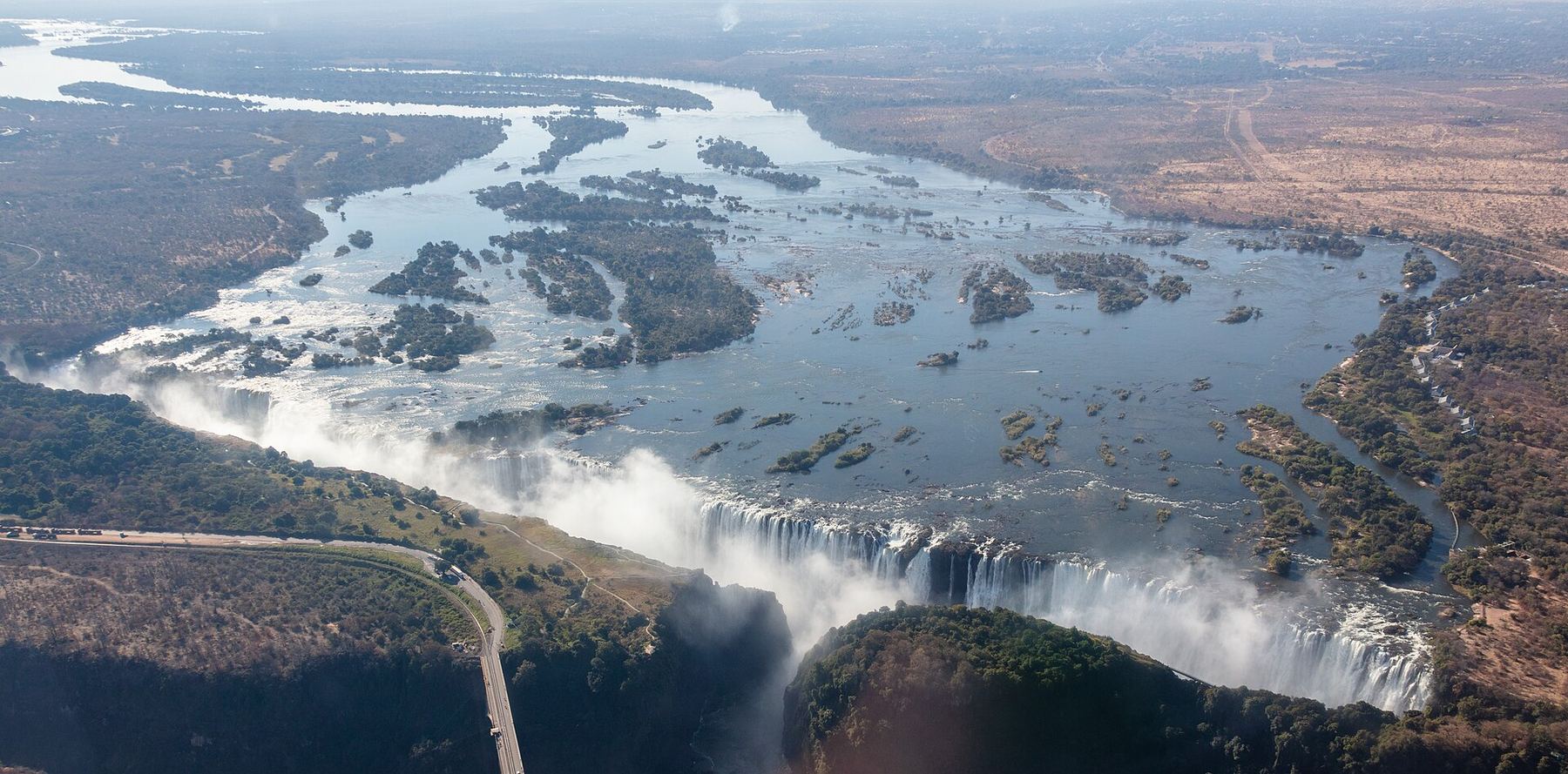 Victoria Falls का एक दृश्य