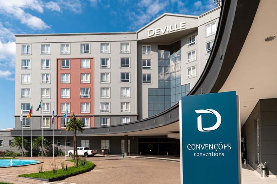 Hotel Deville Prime Porto Alegre