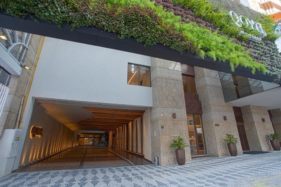 QOYA Hotel Curitiba, Curio Collection by Hilton