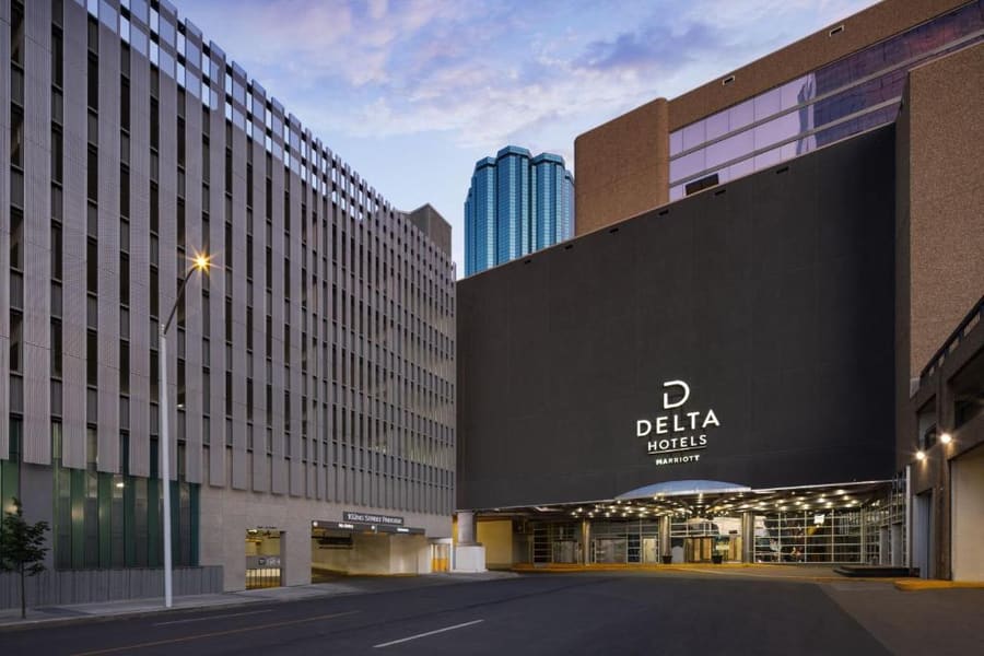 Delta Hotels by Marriott Edmonton Centre Suites