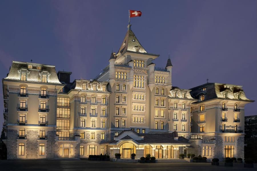 Royal Savoy Hotel & Spa