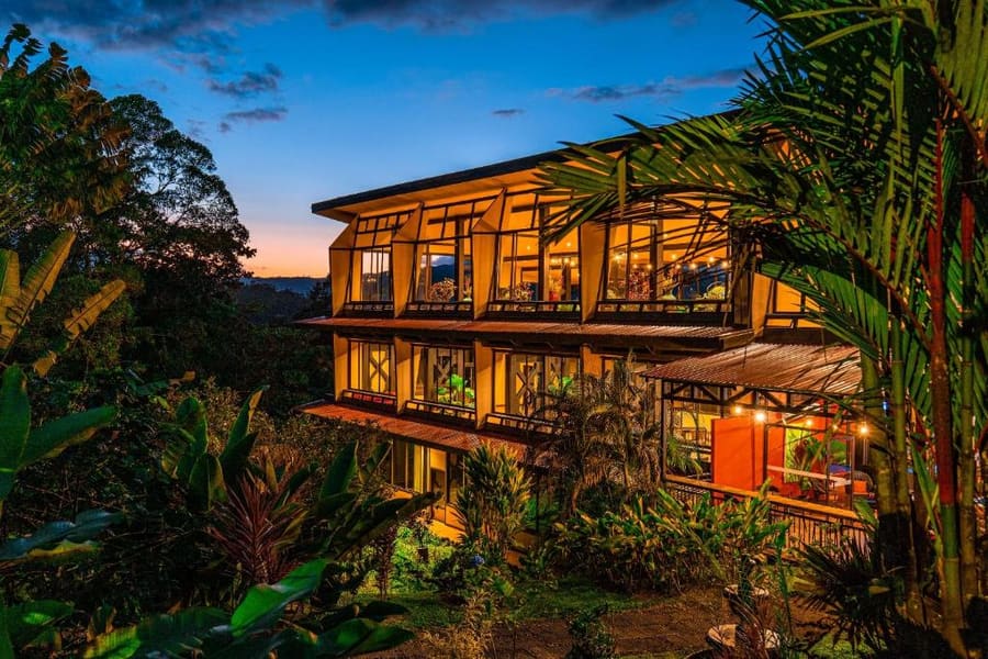 Hotel Arenal Kioro Suites & Spa