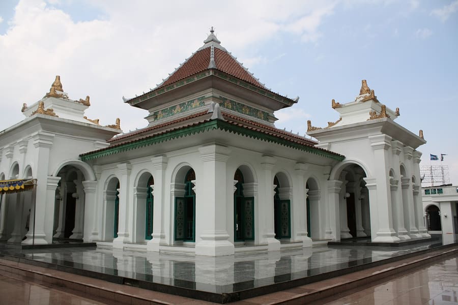 Masjid Agung Al-Furqon