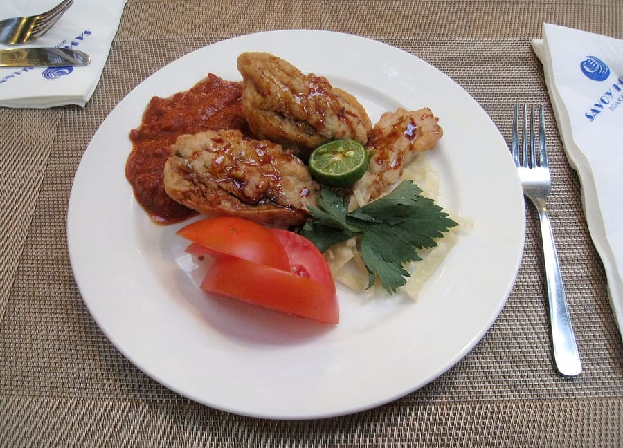 Batagor Kingsley on Jalan Veteran serves deep-fried fish cakes coated in thick peanut sauce.