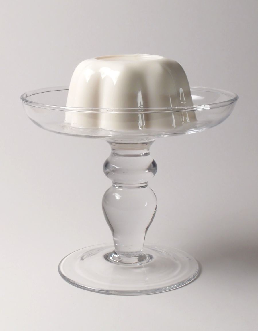 Freshly prepared pudding, a staple dessert tied to Bielefeld's food industry legacy.