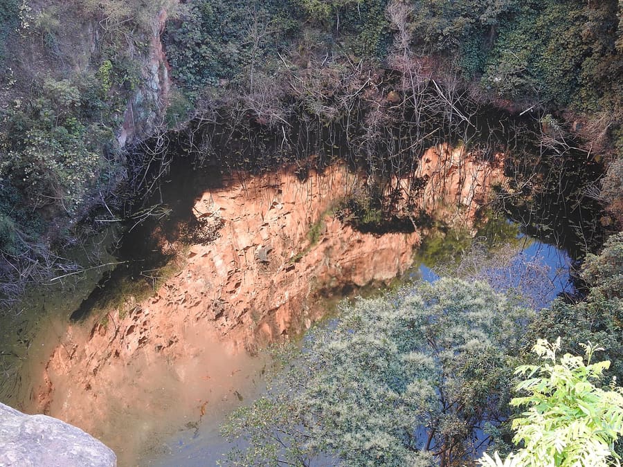 Buraco das Araras