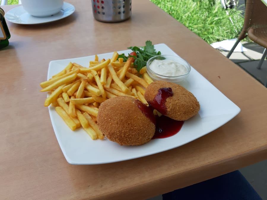 Smažený sýr with tartar sauce, a classic mid-week pub standard across Brno.