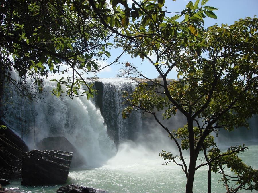 Dray Nur Waterfall