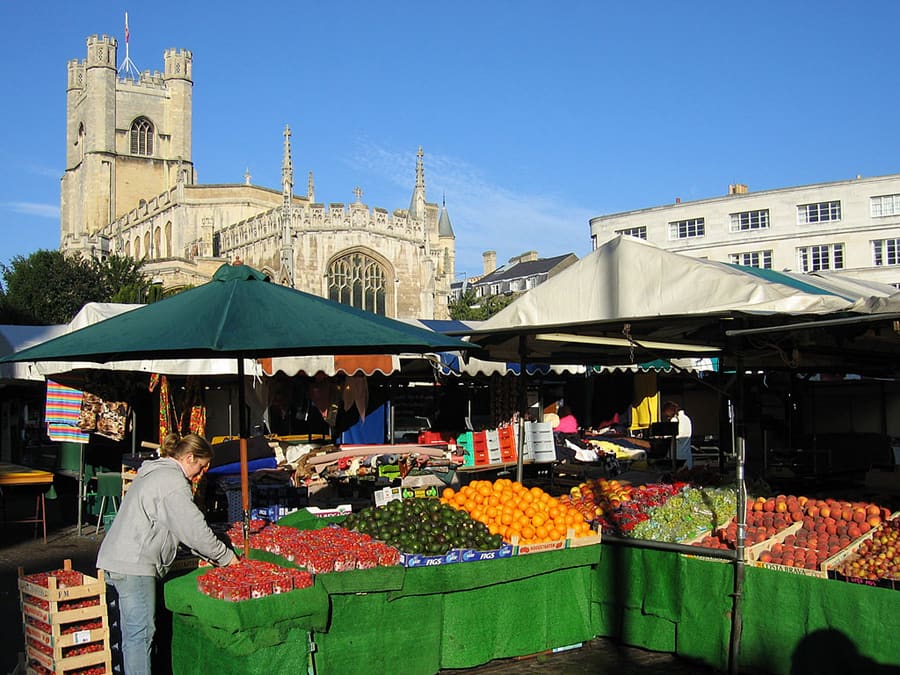 Market Square food stalls offer efficient, cheap lunches in the city centre.