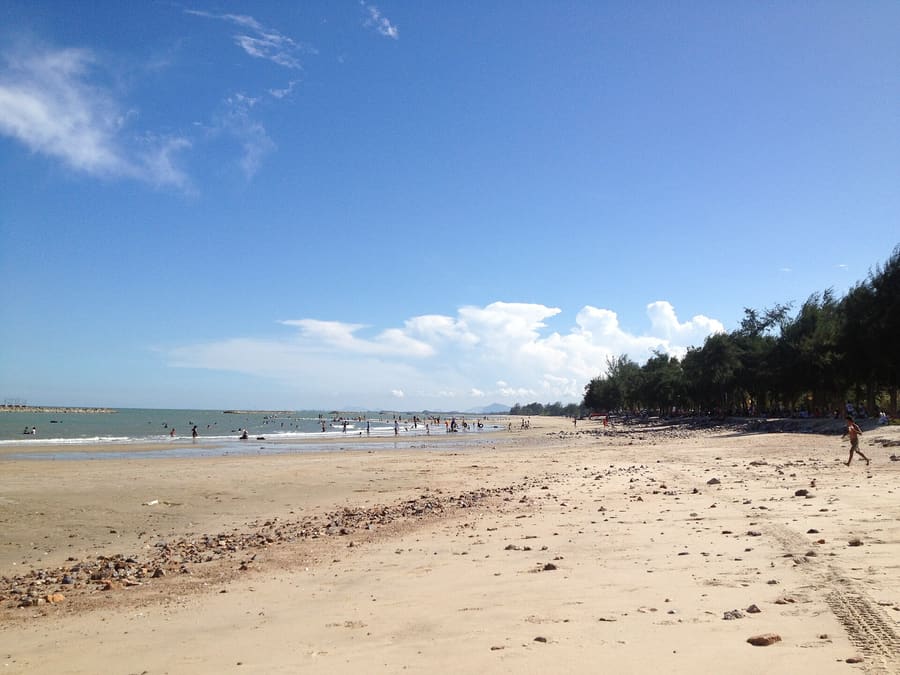 Cha-Am Beach