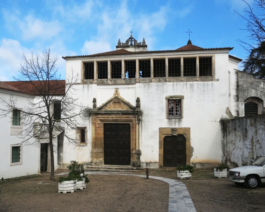 Celas