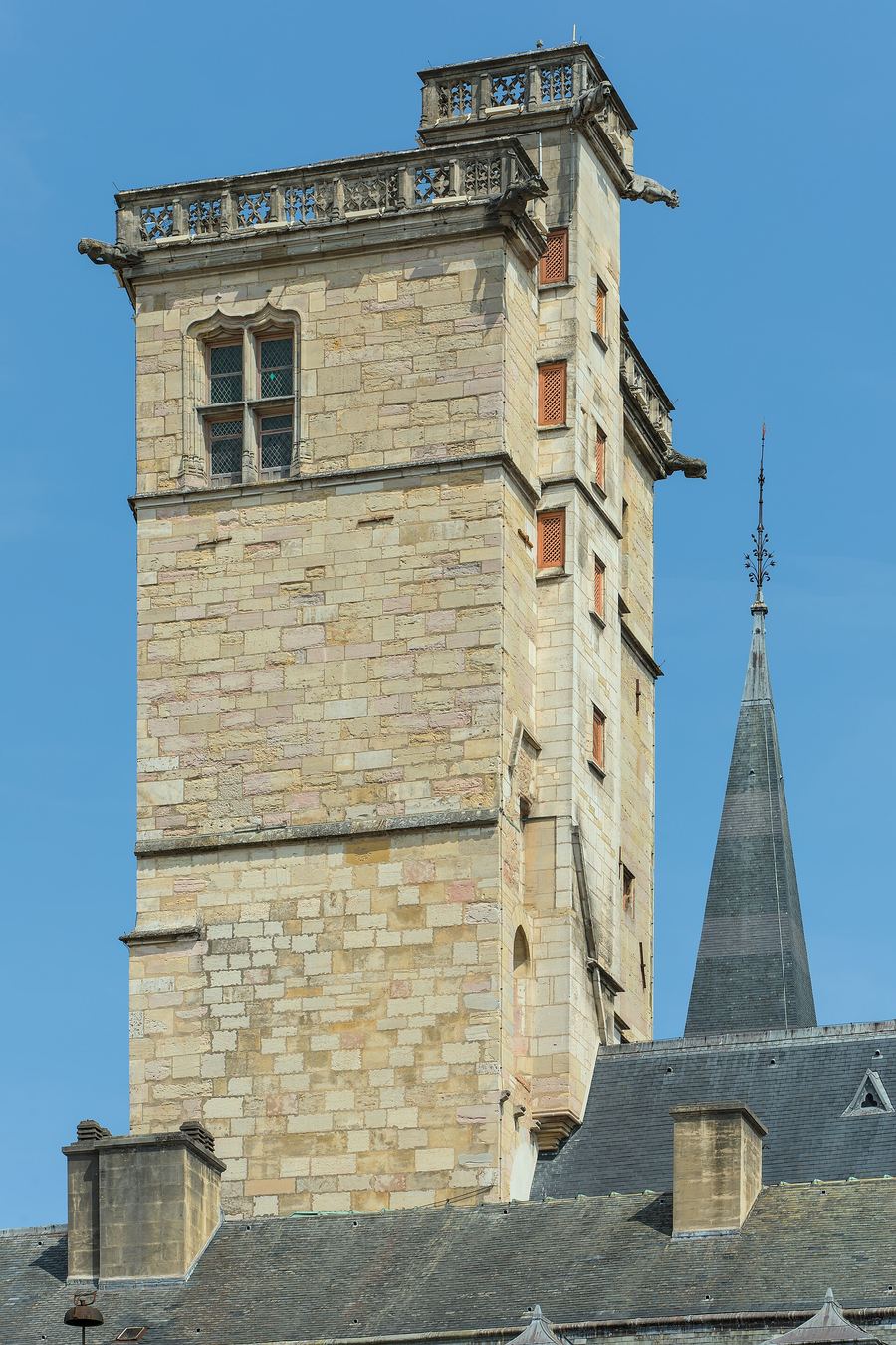 Tour Philippe le Bon