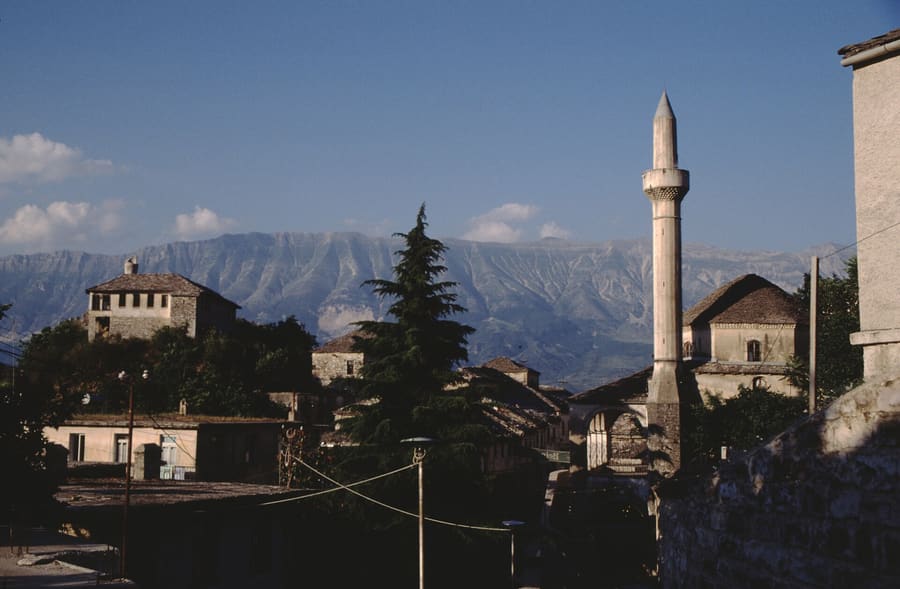 Old Bazaar Crossroads