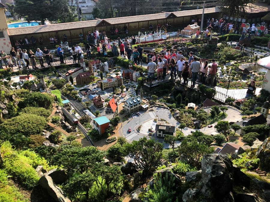 Mini Mundo