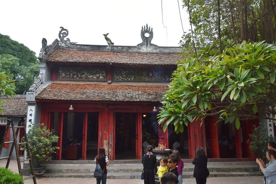 Ngoc Son Temple