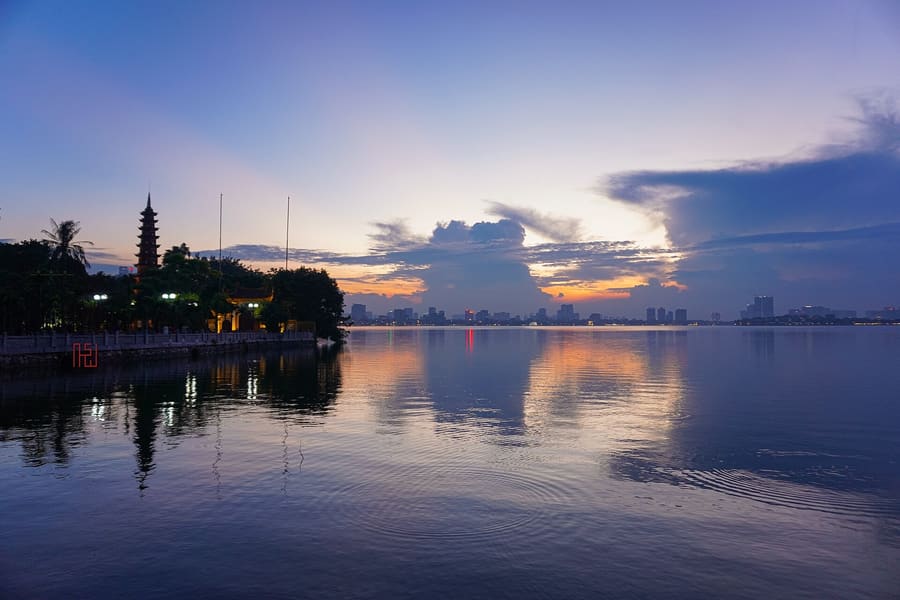 Tay Ho (West Lake)