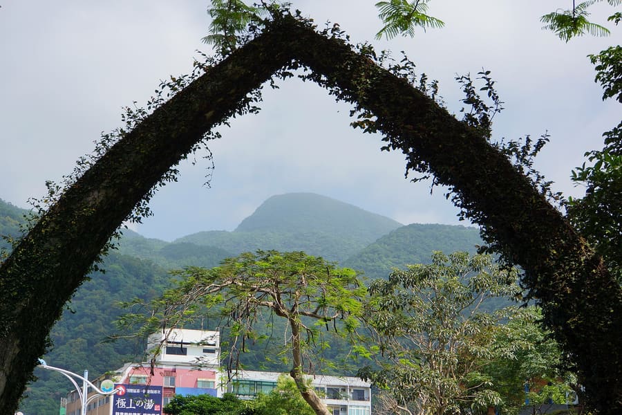 Jiaoxi Hot Spring Park