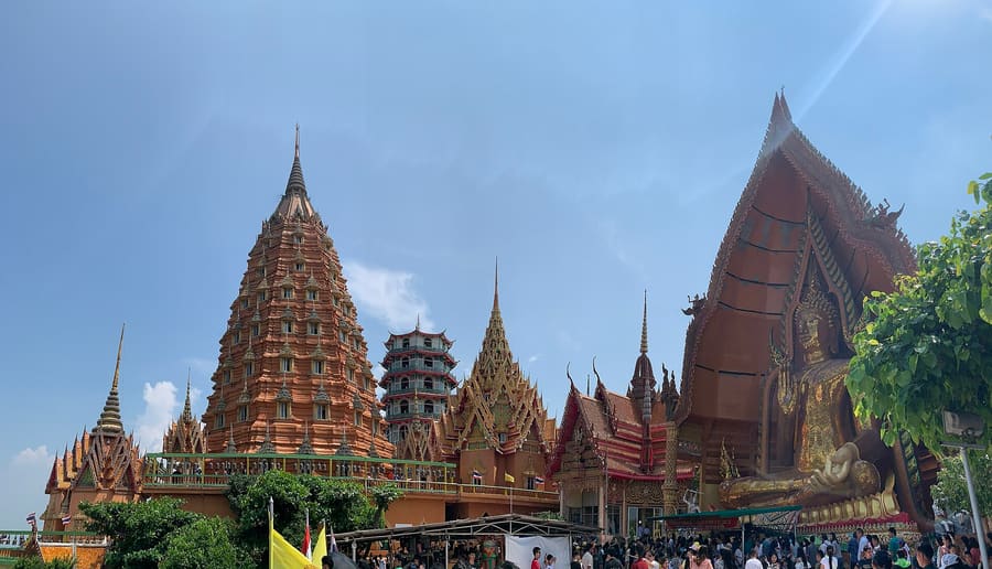 Wat Tham Suea