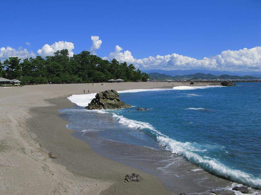 Katsurahama Beach